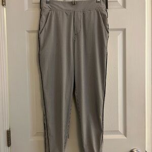 Athleta Petite Brooklyn Pant in Grey and White